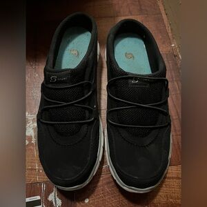 Black Slip-On Sneakers
